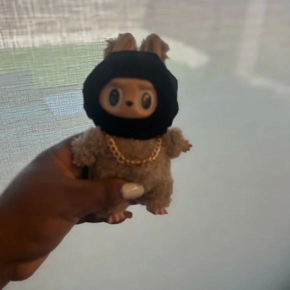 Labubu Mask and Chain - Picture 2 of 4